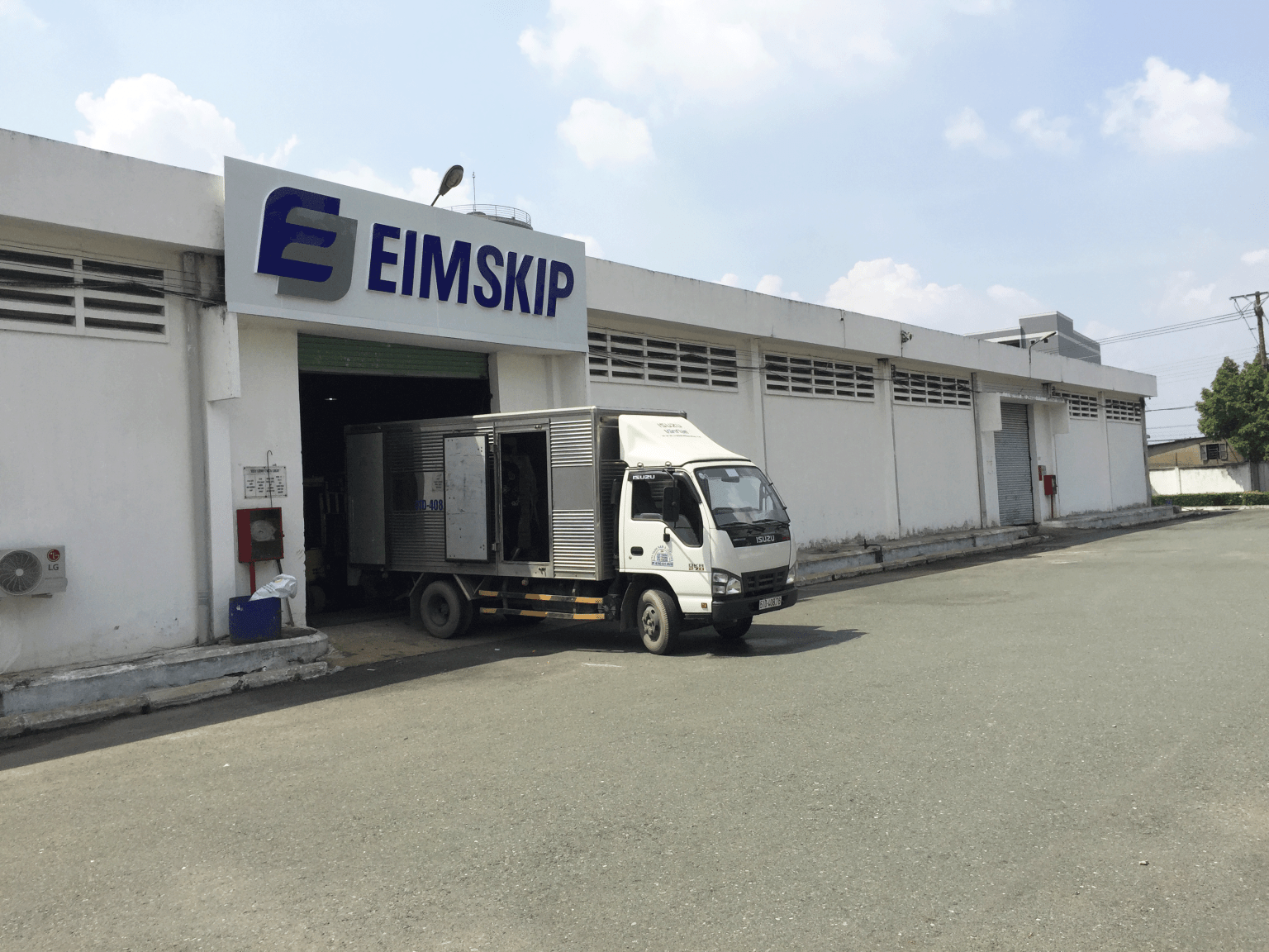 Dịch vụ vận chuyển hàng hóa - Kho Bãi EIMSKIP - Công Ty TNHH EIMSKIP Việt Nam